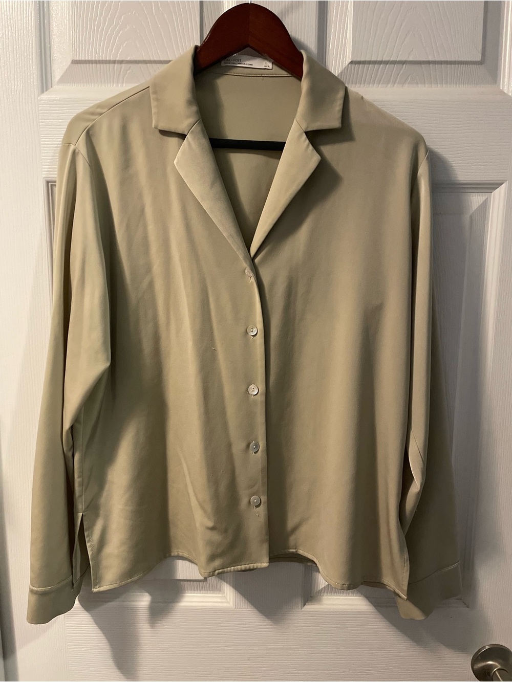 Oak+Fort Women's Lightweight Button-Front Shirt in Beige